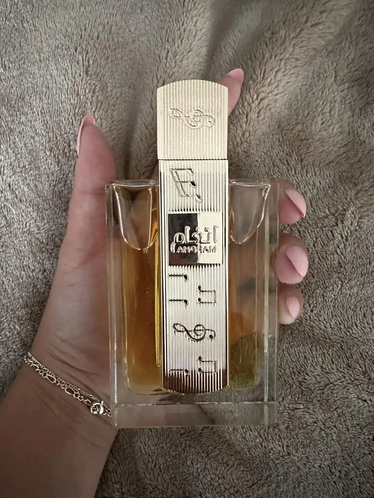 Lattafa Angham Perfume for Women & Men 100ml | Long Lasting Arabic Eau De Parfum | Luxury Oriental Fragrance, Unisex Scent Gift