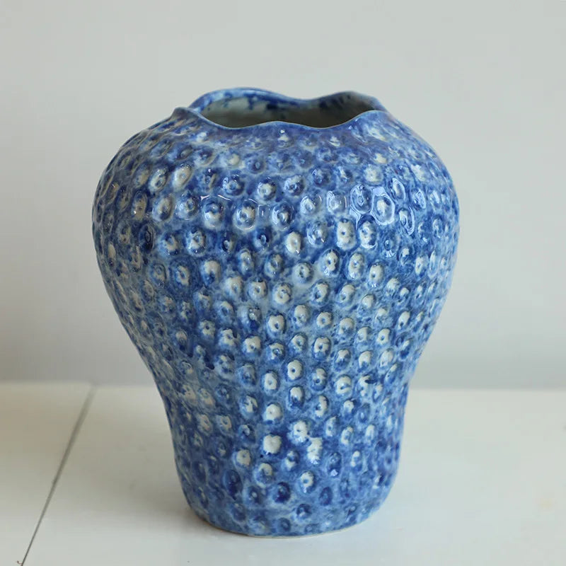 Countertop Vase Coarse Pottery Jar Handmade Retro Blue and White Strawberry Bottle Flower Hydroponic Dual-use Ceramic Ornament