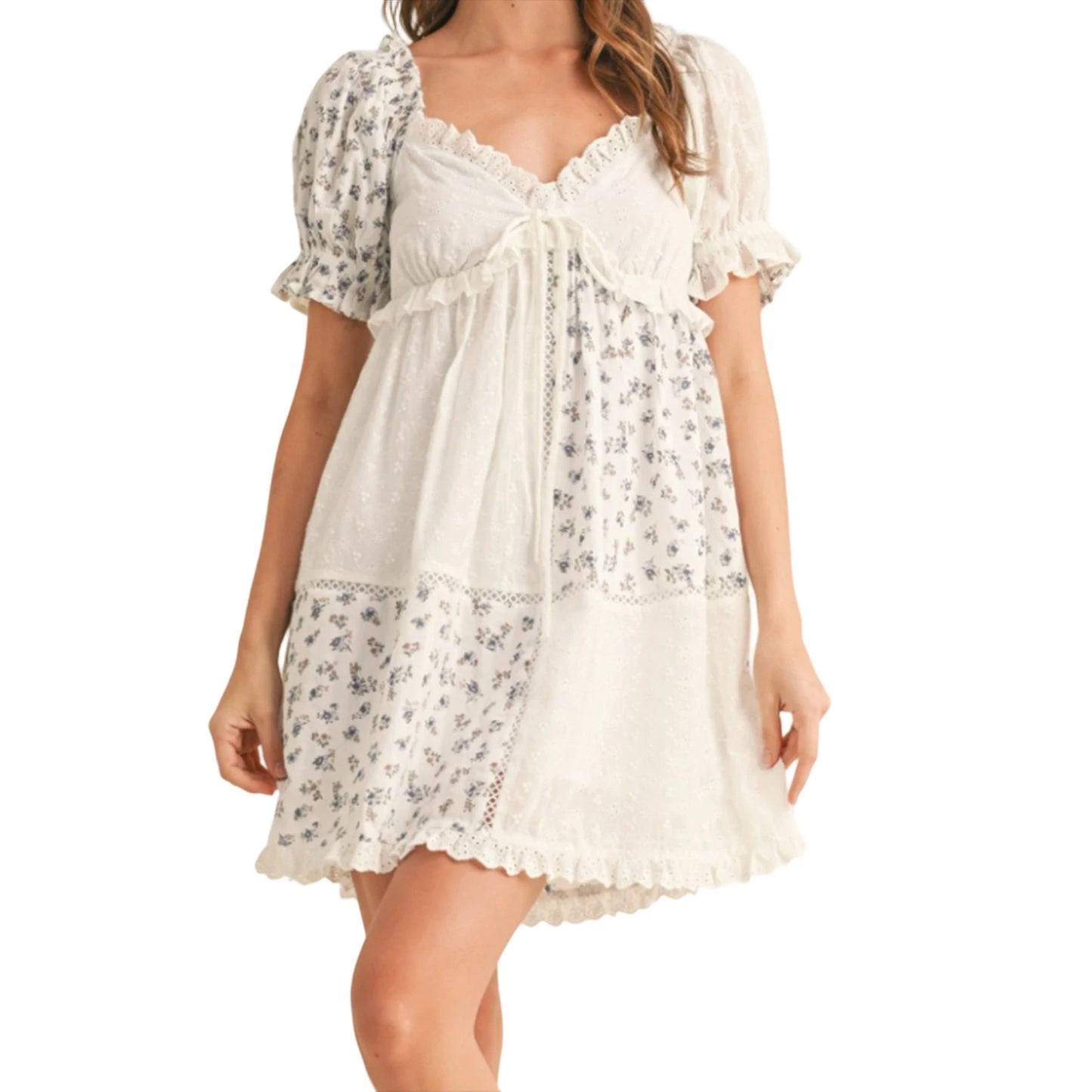 Elegant Lace Maternity Dress with Empire Waist and Flutter Sleeves for Special Occasions in Spring Summer