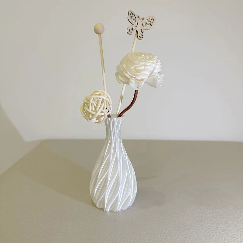3D Printed Vase with Swirl Pattern - Modern Aesthetic Flower Vase for Living Room & Desktop Decor