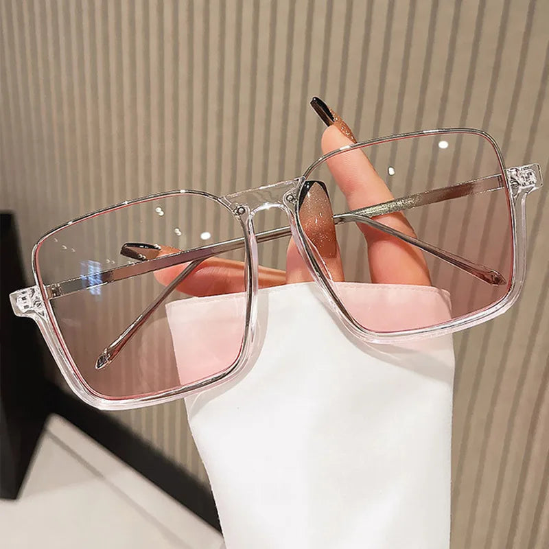 2025 Vintage Large Frame Sun glasse for Women Quality Vintage Fashion for Men Women Metal Frame Luxury Shades Driving Shades Tra