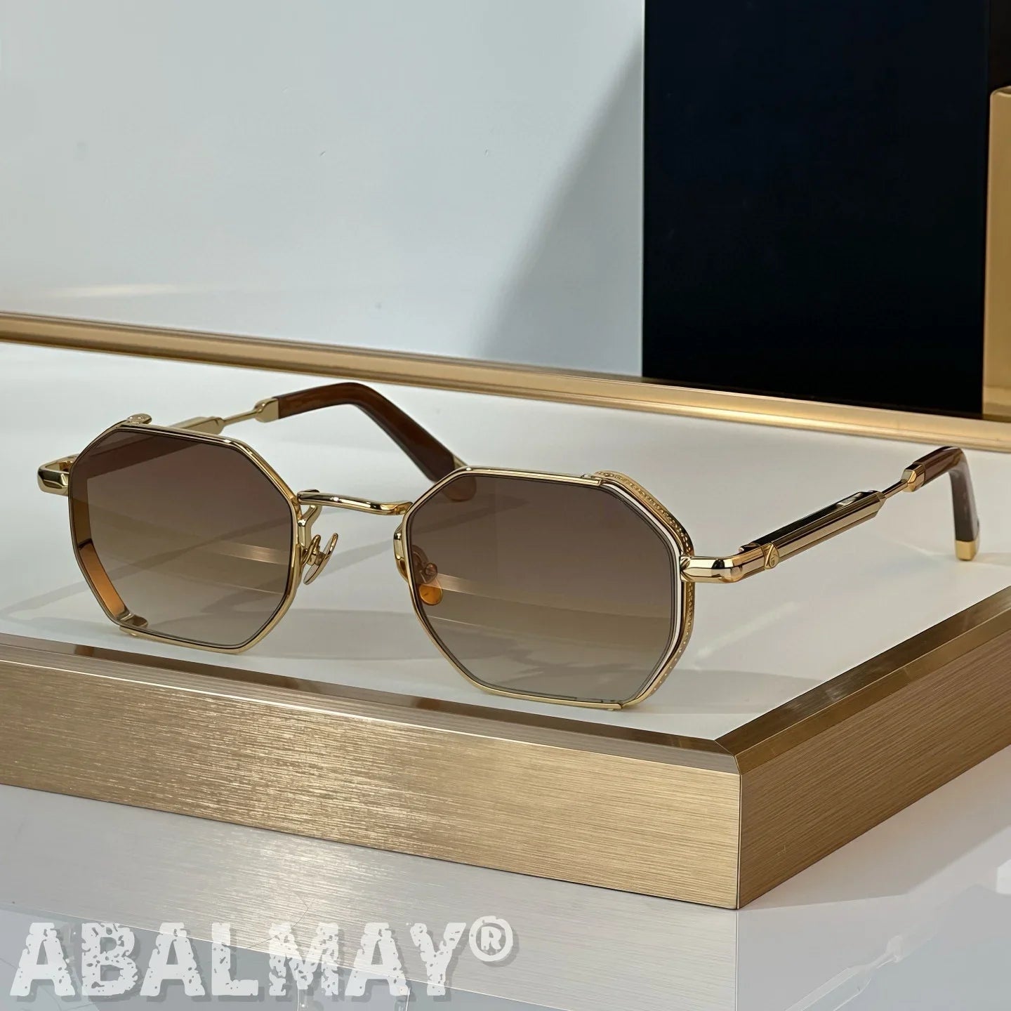 The Loew Top Quality Sunglasses for Men Classic Women Luxury Designer Fashion sun glasses UV400 With box