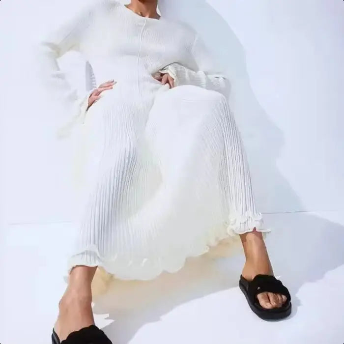 Ruffles Pleated Loose Long Dress Women Autumn Winter Fashion White O Neck Flare Elegant Party Dresses Female Streetwear Outfits