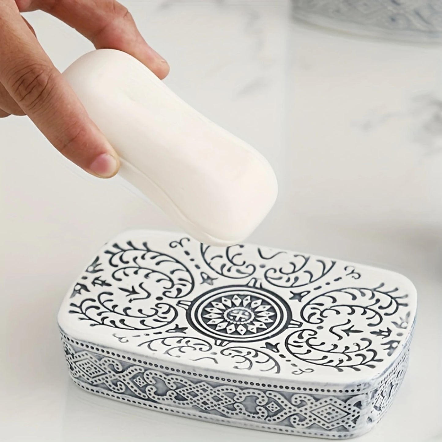 4pcs/set Bohemian Style Ceramic Bathroom Toiletry Set, Including Soap Dish, Lotion Bottle, Mouthwash Cup, And Toothbrush Holder