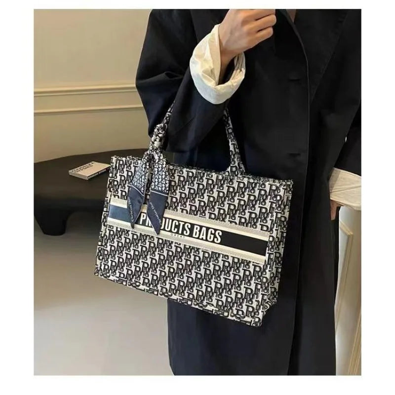 Designer 41cm&36cm classic sketch Beach bags shopping handbags luxury purses capacity cherry blossom Book Totes BD3