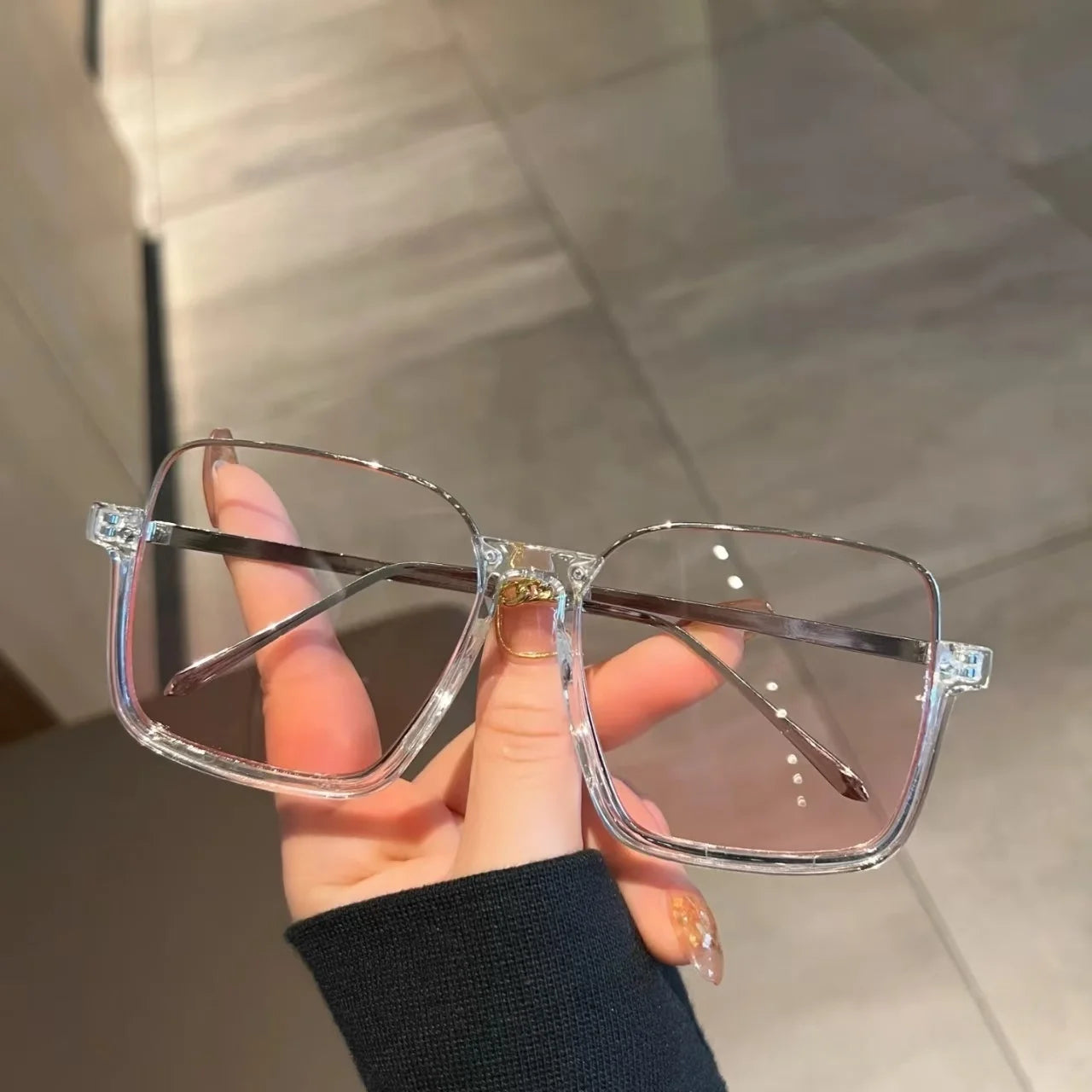 2025 Vintage Large Frame Sun glasse for Women Quality Vintage Fashion for Men Women Metal Frame Luxury Shades Driving Shades Tra