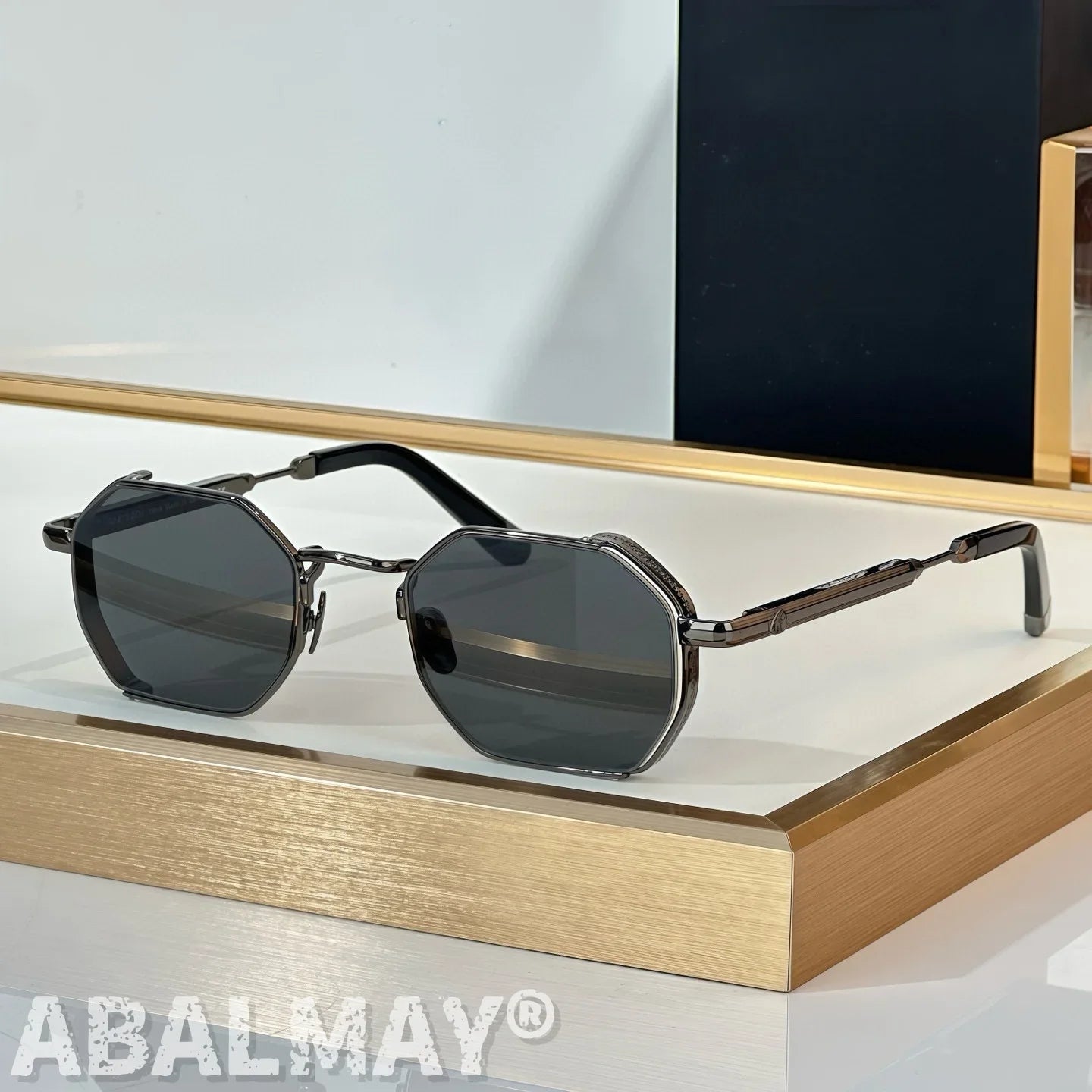 The Loew Top Quality Sunglasses for Men Classic Women Luxury Designer Fashion sun glasses UV400 With box