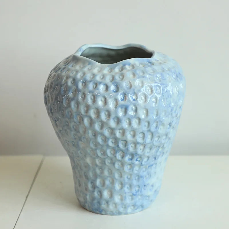 Countertop Vase Coarse Pottery Jar Handmade Retro Blue and White Strawberry Bottle Flower Hydroponic Dual-use Ceramic Ornament
