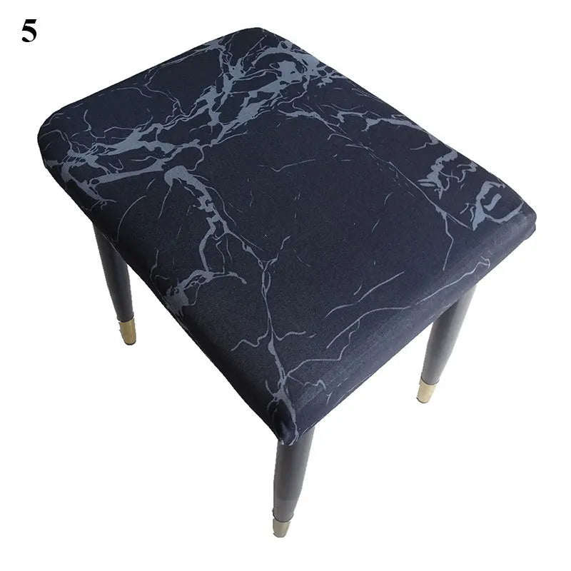 Upgrade your dining experience with this opulent and sophisticated 10-piece silver-plated flatware set. Treat yourself to the la