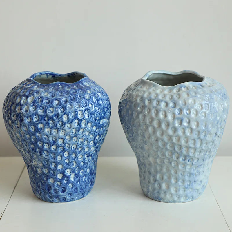 Countertop Vase Coarse Pottery Jar Handmade Retro Blue and White Strawberry Bottle Flower Hydroponic Dual-use Ceramic Ornament