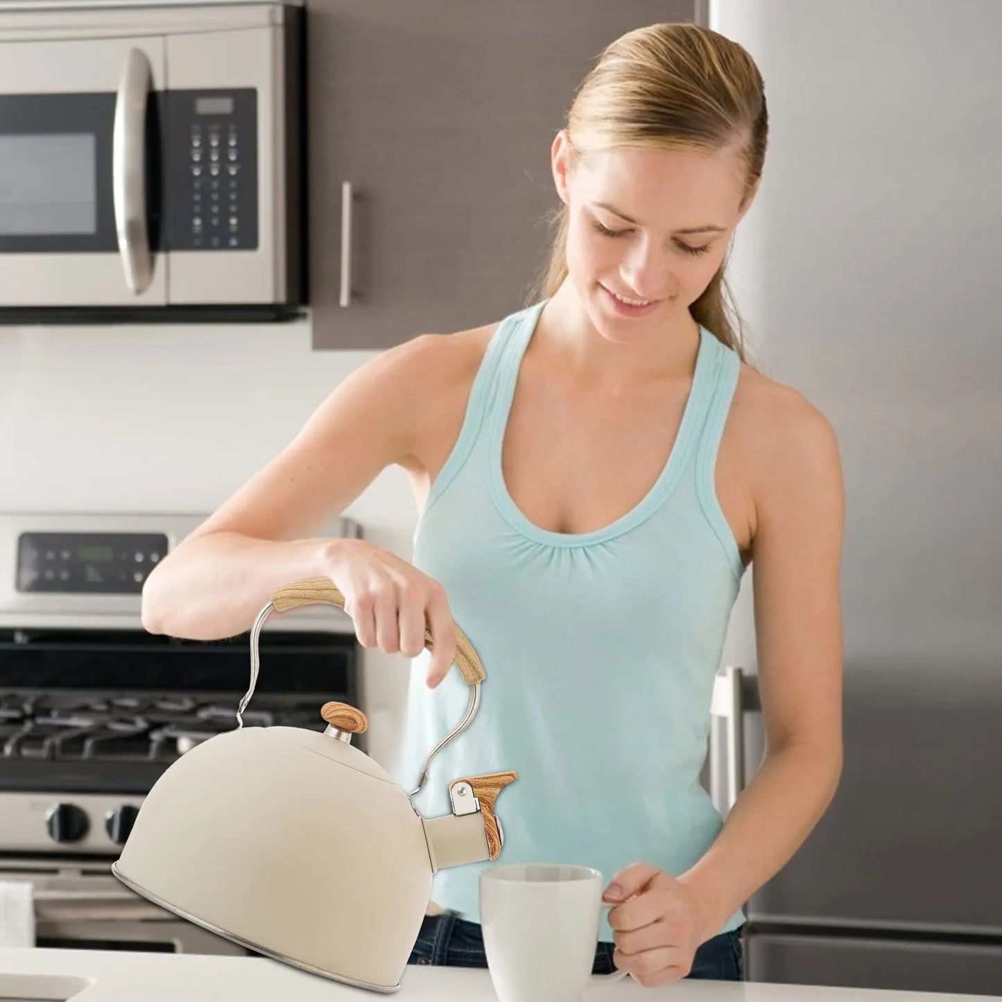 Whistling Tea Kettle For Stove Top Modern Stainless Steel Whistling Teapot 2.5 Liter Whistling Tea Kettle For Making Coffee Milk