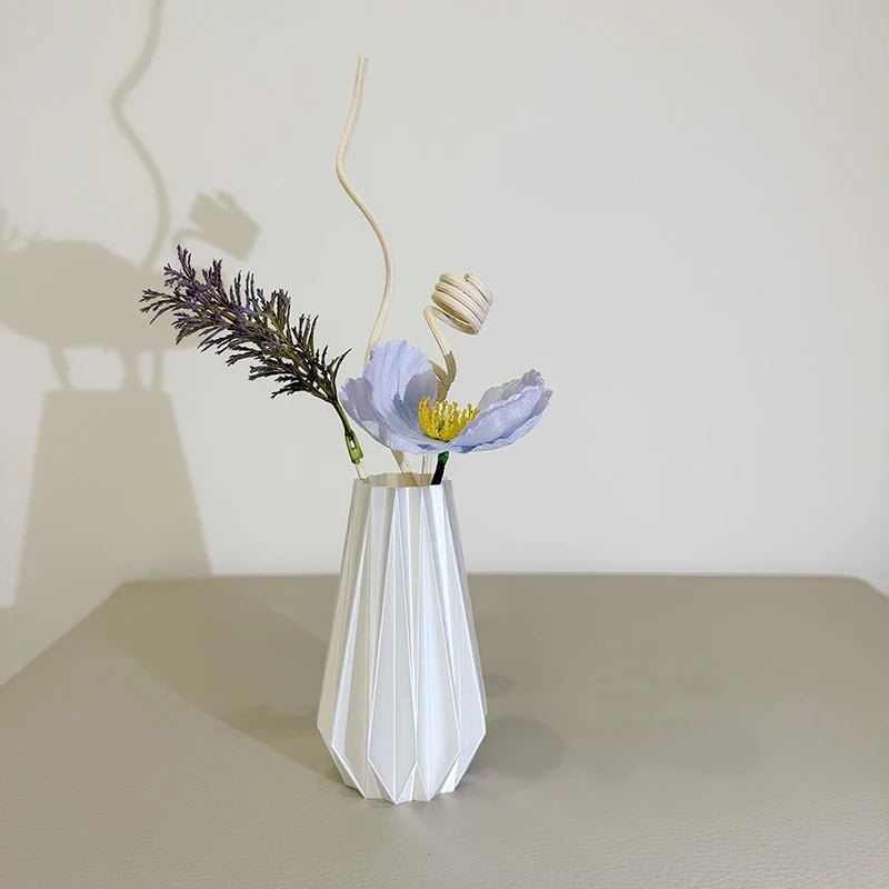 3D Printed Vase with Swirl Pattern - Modern Aesthetic Flower Vase for Living Room & Desktop Decor