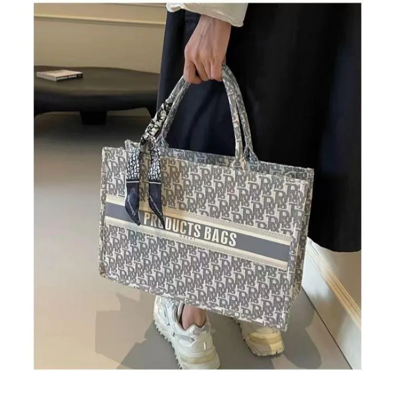 Designer 41cm&36cm classic sketch Beach bags shopping handbags luxury purses capacity cherry blossom Book Totes BD3